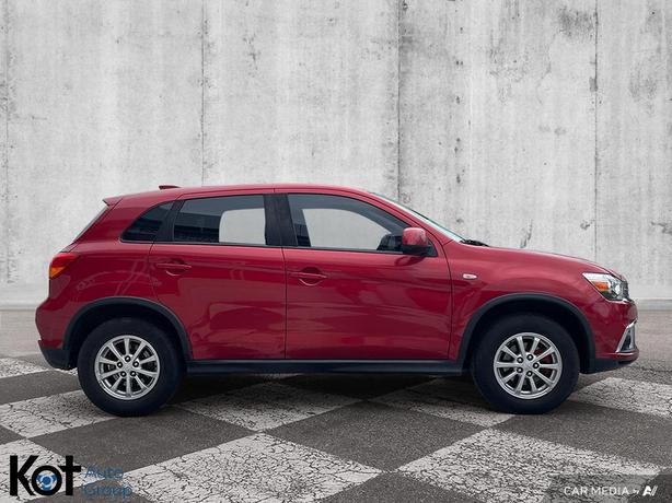 2018 Mitsubishi RVR SE | Heated Seats | Remote Keyless Entry | Folding Rear Benc image 4