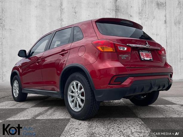 2018 Mitsubishi RVR SE | Heated Seats | Remote Keyless Entry | Folding Rear Benc image 7