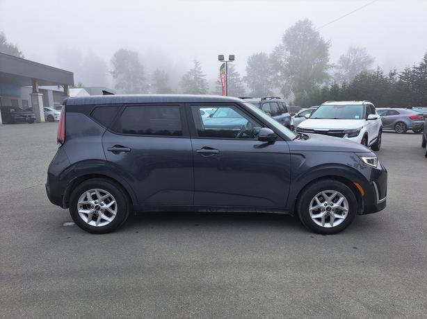 2023 Kia Soul EX - Heated Seats, Heated Wheel image 5