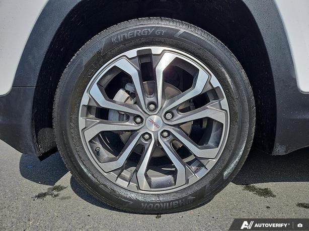 2021 GMC Terrain SLT AWD | Heated Seats | Power Liftgate! image 6