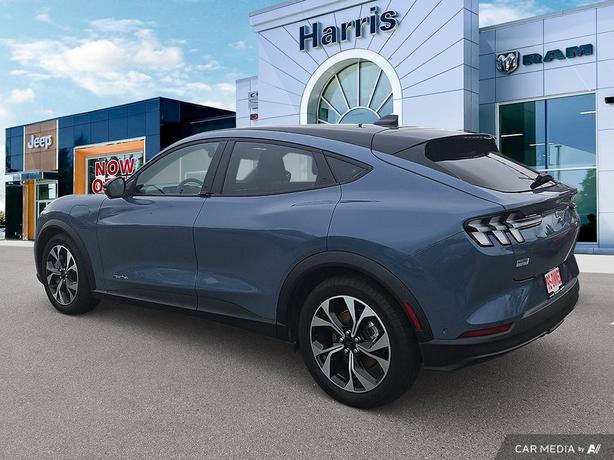 2024 Ford Mustang Mach-E Select AWD | No Reported Accidents | One Owner! image 4