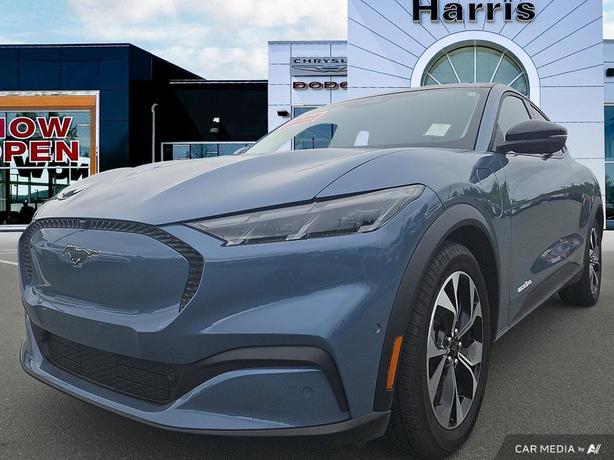 2024 Ford Mustang Mach-E Select AWD | No Reported Accidents | One Owner! image 8