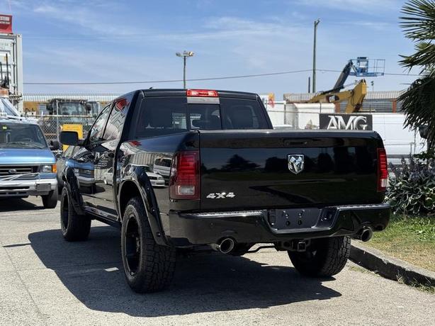 2014 Dodge Ram 1500 Sport Crew Cab Short Box 4x4 with Tonneau Cover image 8