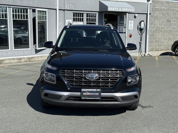 2022 Hyundai Venue TREND - Heated Seats & Fully Automatic Headlights image 3