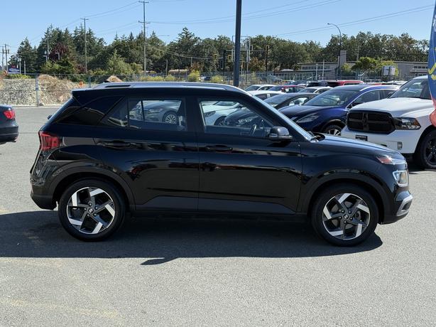 2022 Hyundai Venue TREND - Heated Seats & Fully Automatic Headlights image 5