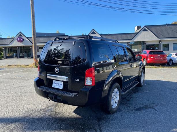 2006 Nissan  Pathfinder LE image 5