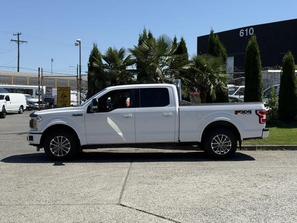2018 Ford F-150 XLT SuperCrew 4x4 with Tonneau Cover & Headache Rack image 6