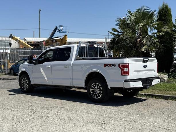 2018 Ford F-150 XLT SuperCrew 4x4 with Tonneau Cover & Headache Rack image 7