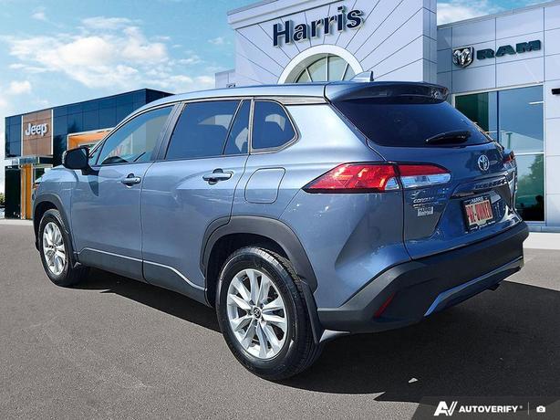 2023 Toyota Corolla Cross LE AWD | Heated Seats | Cruise Control! image 4
