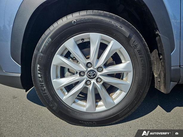 2023 Toyota Corolla Cross LE AWD | Heated Seats | Cruise Control! image 6