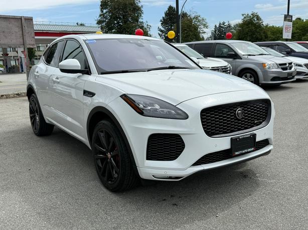 2018 Jaguar E-Pace R-Dynamic S - Local BC, R-Dynamic Body Kit image 3