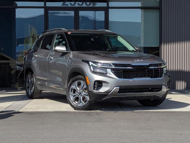 2024 Kia Seltos S - No Accidents, AWD, Heated Seats, Sunroof image 4