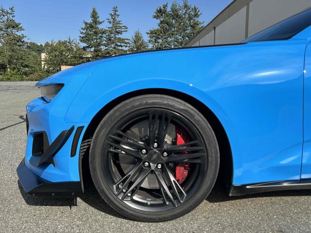 2022 Chevrolet Camaro image 6