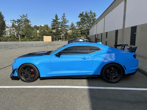 2022 Chevrolet Camaro image 7