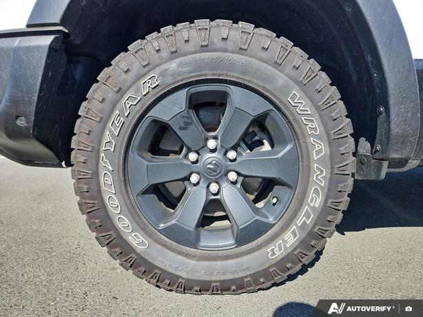 2024 RAM 1500 Rebel 4x4 Crew Cab 5'7 Box | Pano Sunroof | No Reported Accidents! image 6