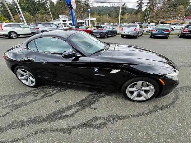 2009 BMW  Z4 Roadster sDrive30i image 8