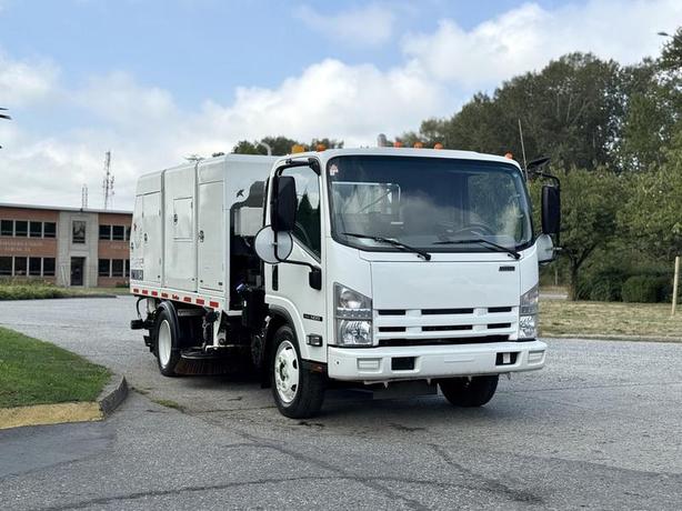 2013 Isuzu NQR StarFire S-4 Diesel Street Sweeper image 2
