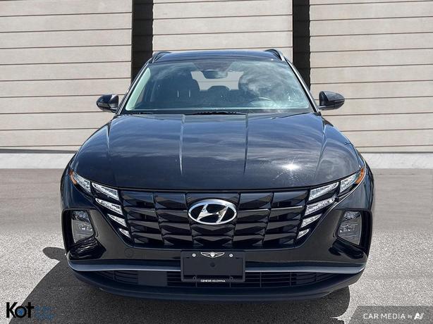 2023 Hyundai Tucson Preferred Forward image 2