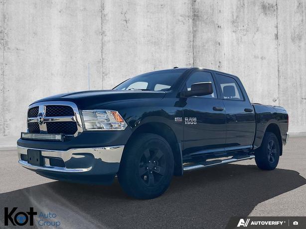 2014 RAM 1500 ST | 5.7L HEMI V8 | Class IV Hitch receiver | Engine Block Heater  image 1