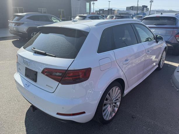 2016 Audi A3 Prestige image 3