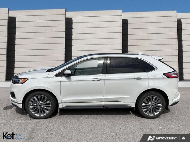 2020 Ford Edge Titanium image 3