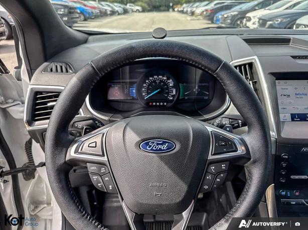 2020 Ford Edge Titanium image 6
