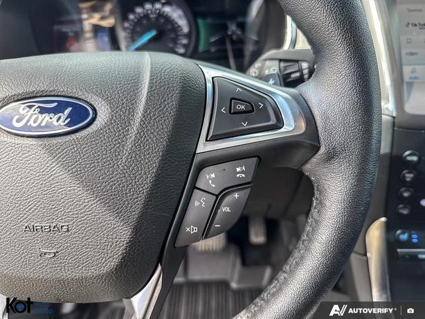 2020 Ford Edge Titanium image 8