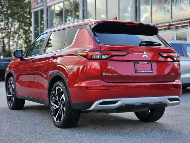2022 Mitsubishi Outlander LE Premium - One Owner, Sunroof, Power Driver Seat image 7