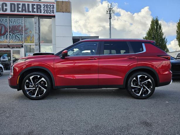 2022 Mitsubishi Outlander LE Premium - One Owner, Sunroof, Power Driver Seat image 8
