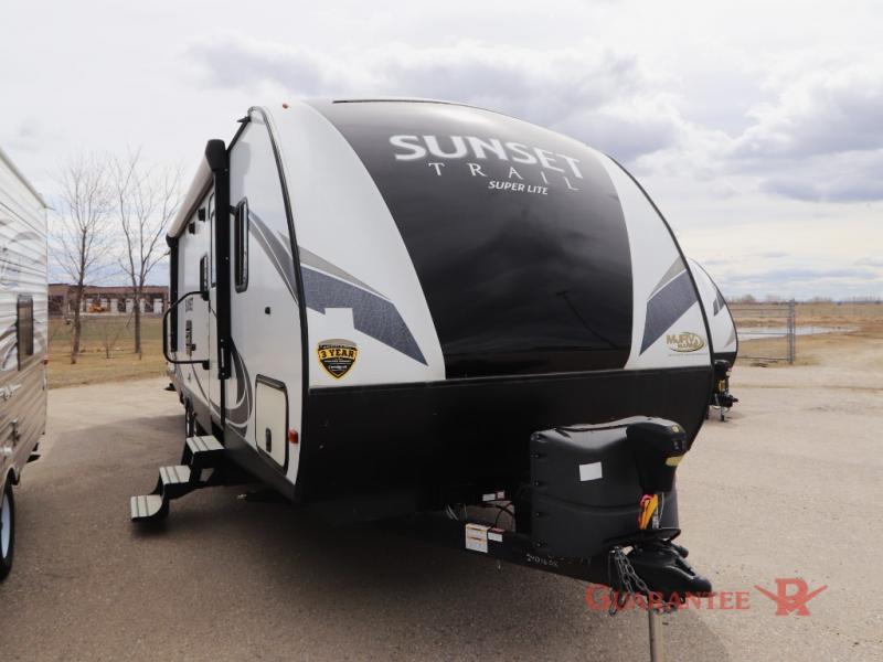 Used 2018 CrossRoads RV Sunset Trail Super Lite SS289QB display photo
