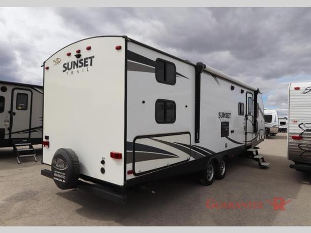 Used 2018 CrossRoads RV Sunset Trail Super Lite SS289QB image 6