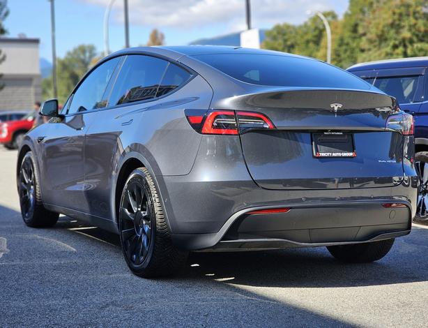 2021 Tesla Model Y Long Range - Dual Motor, Black Interior image 7