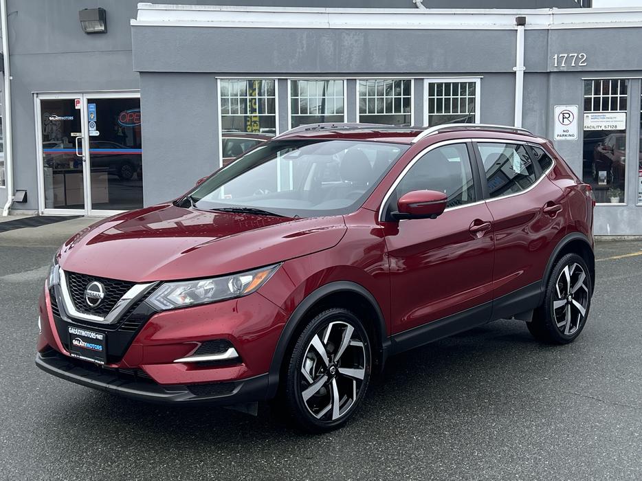 2023 Nissan Qashqai SL - Adaptive Suspension & Blind Spot Warning display photo