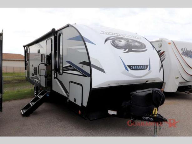 Used 2021 Forest River RV Cherokee Alpha Wolf 26DBH-L image 1