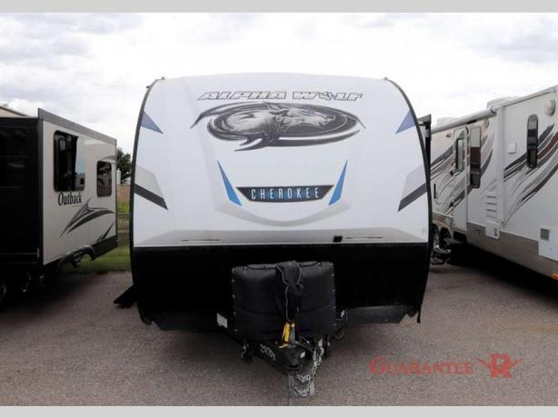 Used 2021 Forest River RV Cherokee Alpha Wolf 26DBH-L image 2