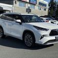 2021 Toyota Highlander Hybrid Limited AWD - 3rd row seats & Power Seat thumbnail image 4