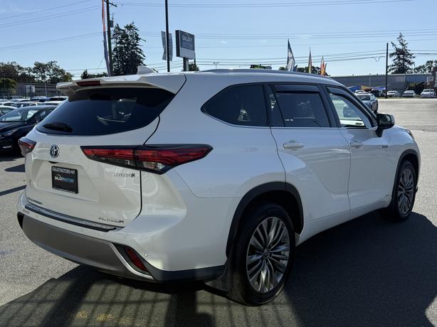 2021 Toyota Highlander Hybrid Limited AWD - 3rd row seats & Power Seat image 6