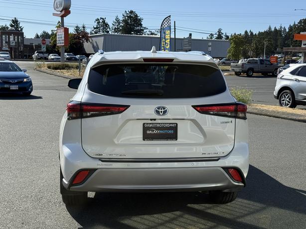 2021 Toyota Highlander Hybrid Limited AWD - 3rd row seats & Power Seat image 7