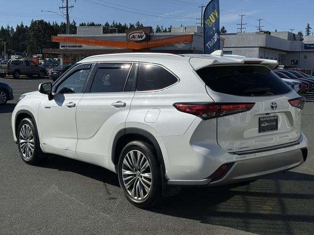 2021 Toyota Highlander Hybrid Limited AWD - 3rd row seats & Power Seat image 8