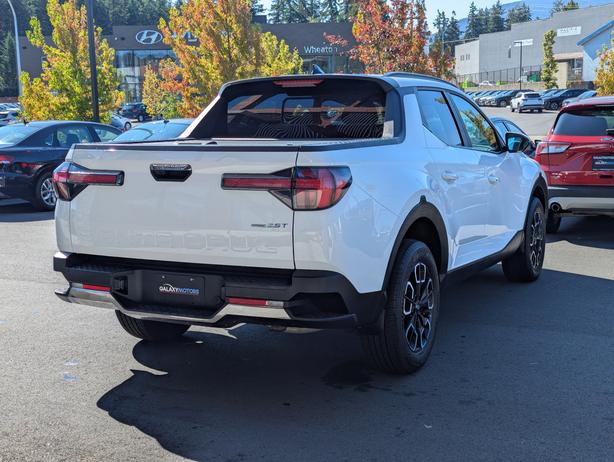 2022 Hyundai Santa Cruz Premium - No Accidents, Heated Seats, Sunroof, AWD image 6