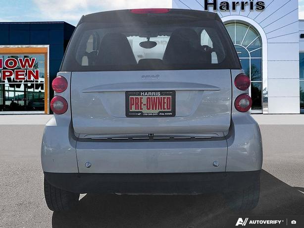 2008 Smart Fortwo | No Reported Accidents! image 5