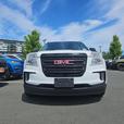 2017 GMC Terrain AWD 4dr SLT | No Reported Accidents! thumbnail image 2
