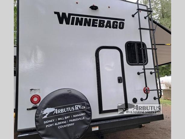 Used 2024 Winnebago Industries Towables Minnie 2301BHS image 4