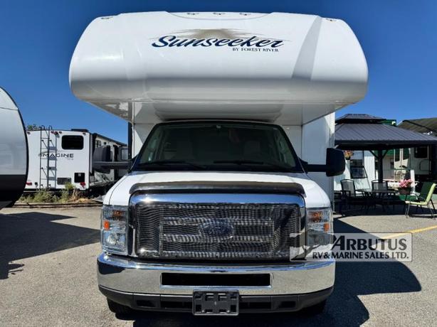 Used 2016 Forest River RV Sunseeker 2290S Ford image 2