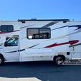 Used 2016 Forest River RV Sunseeker 2290S Ford thumbnail image 5