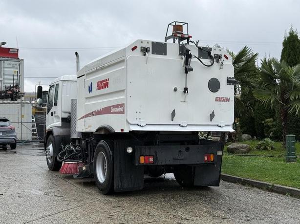 2008 GMC T7500 Elgin Crosswind Diesel Street Sweeper with Dual Brooms image 8