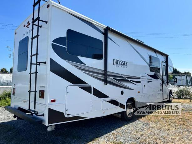 Used 2022 Entegra Coach Odyssey 31F image 4