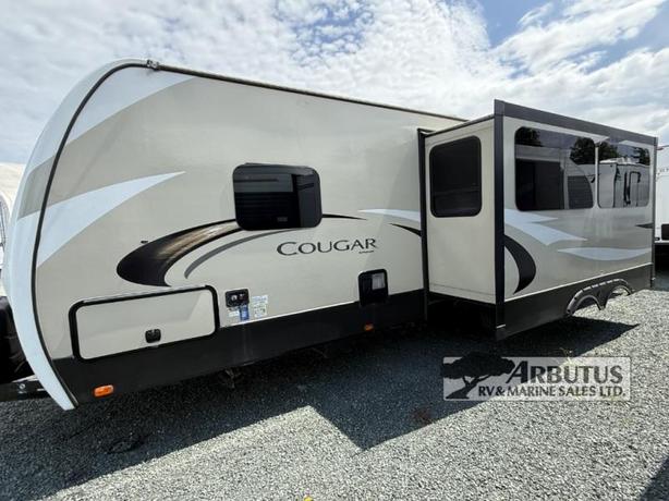 Used 2018 Keystone RV Cougar X-Lite 29BHS image 3