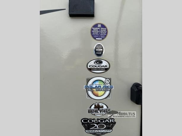 Used 2018 Keystone RV Cougar X-Lite 29BHS image 7