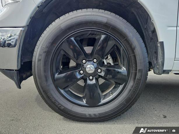 2023 RAM 1500 Classic SLT 4x4 Crew Cab 5'7 Box | Back-Up Camera | No Reported Ac image 6